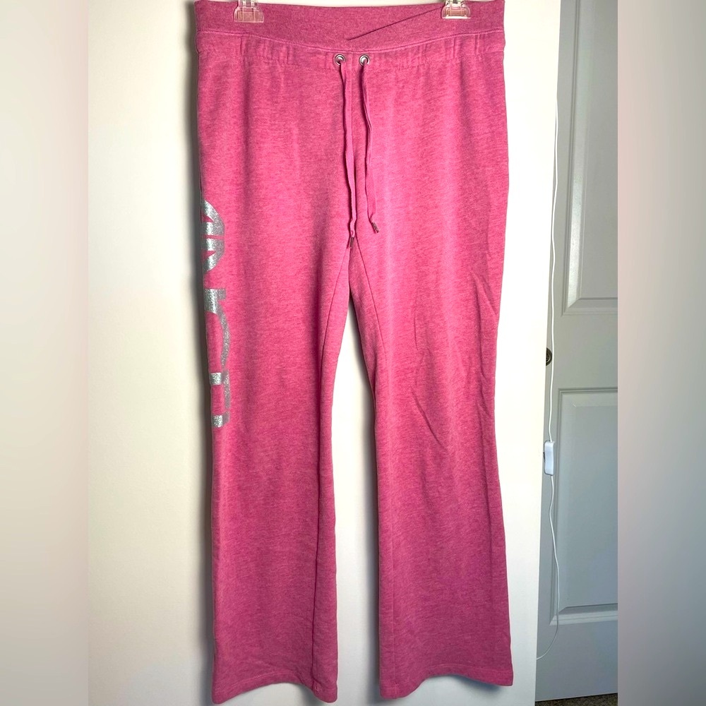 VS pink lounge pants
